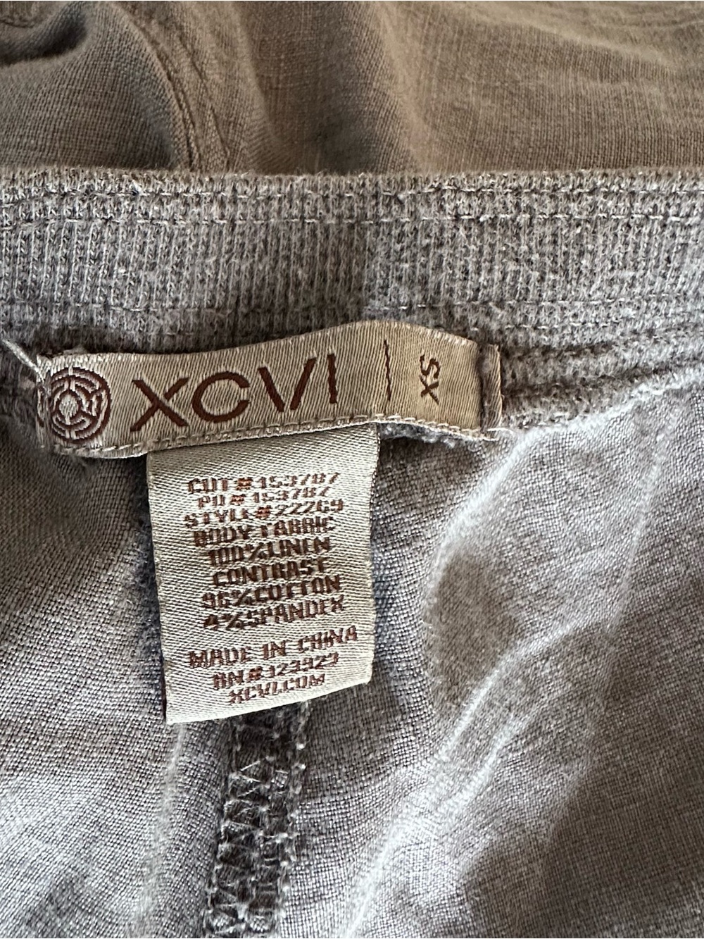 XCVI Gray Linen Cargo Gaucho Wide Leg Crop Pants #22269 - Picture 3 of 5